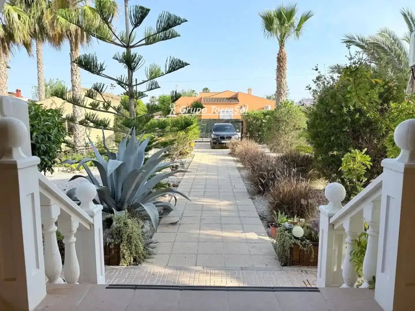 3 soverom Villa til salgs i Catral med svømmebasseng garasje - € 385 000 (Ref: 10078660)