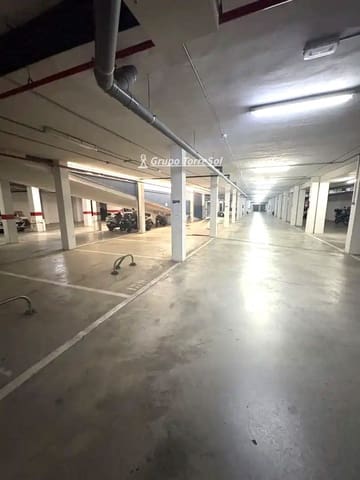 Garaż na sprzedaż w Elche / Elx - 12 500 € (Ref: 10079918)