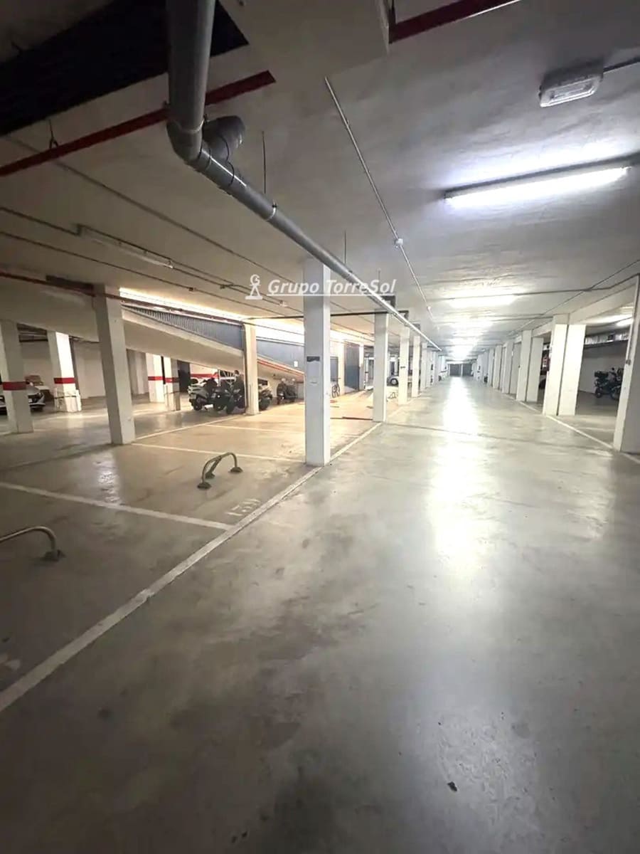 Garaż na sprzedaż w Elche / Elx - 12 500 € (Ref: 10079919)