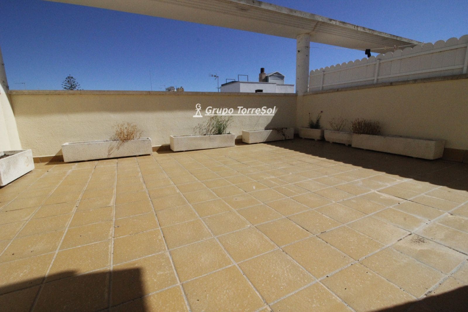 1 sypialnia Penthouse na sprzedaż w Torredembarra z basenem - 150 000 € (Ref: 10079920)