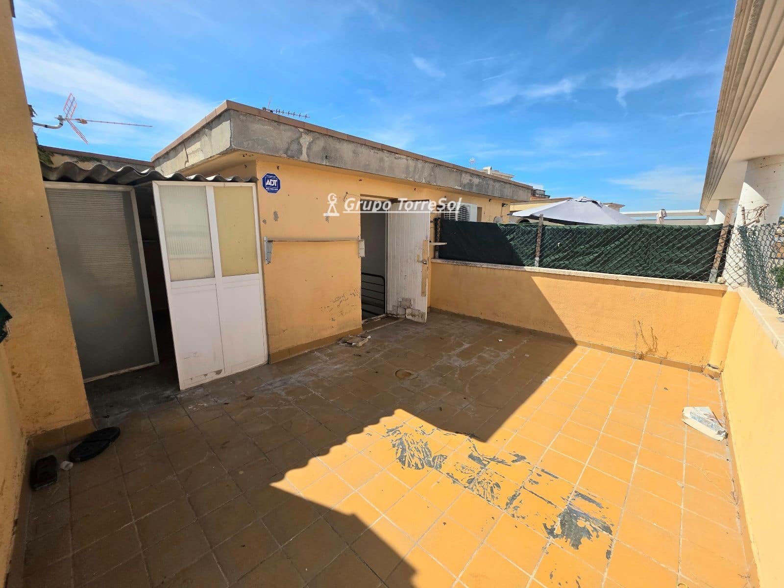 1 bedroom Penthouse for sale in Torredembarra with pool - € 150,000 (Ref: 10079920)