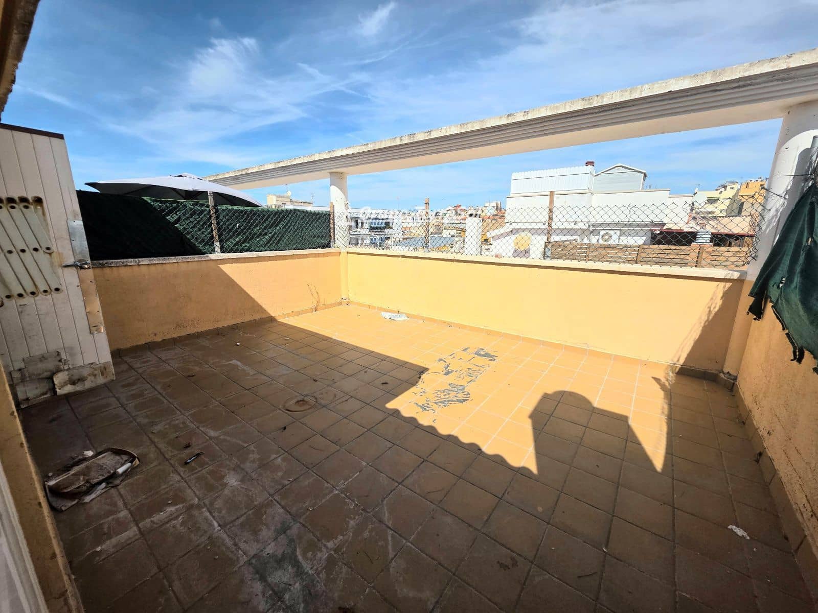 1 bedroom Penthouse for sale in Torredembarra with pool - € 150,000 (Ref: 10079920)