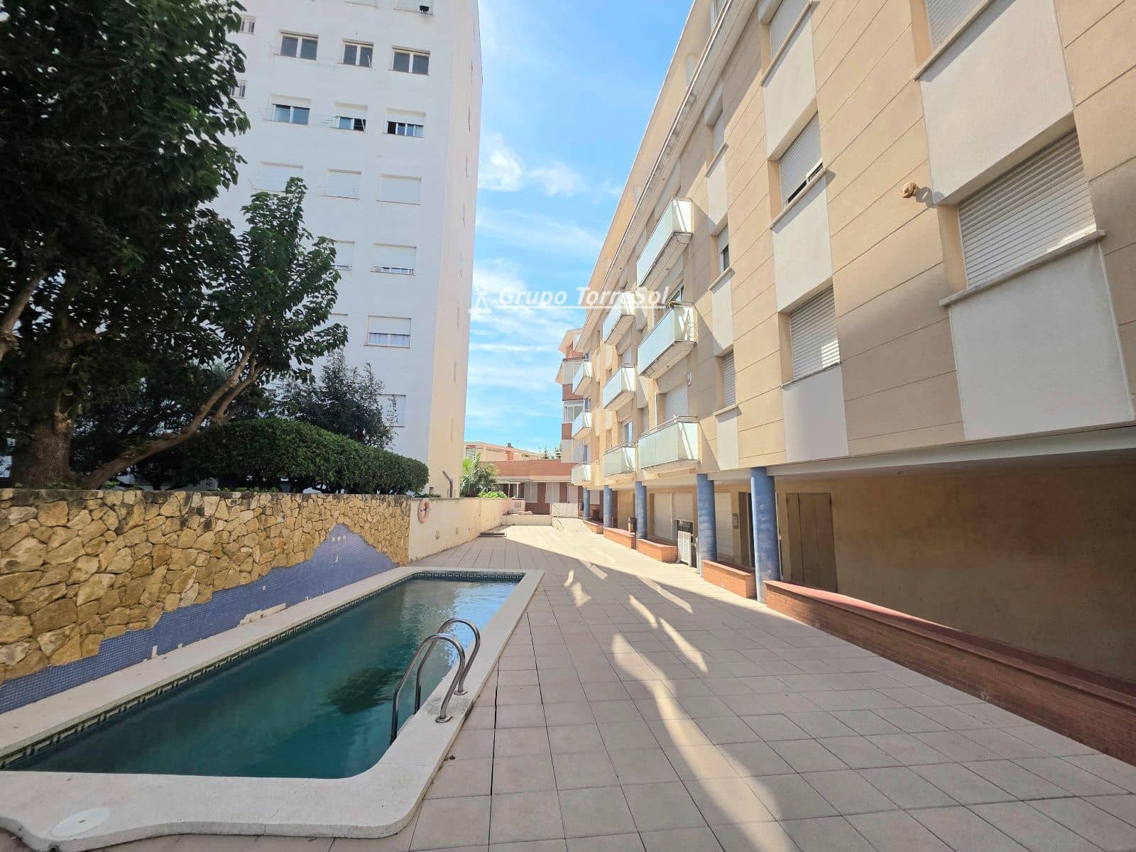 1 bedroom Penthouse for sale in Torredembarra with pool - € 150,000 (Ref: 10079920)