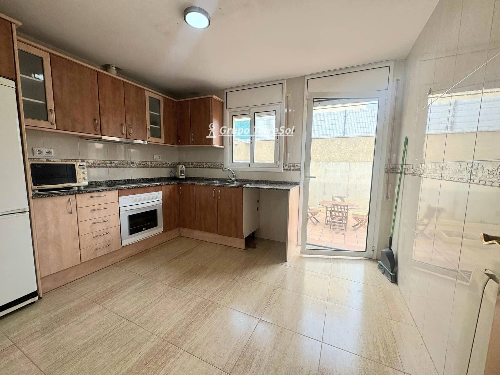 Chalet de 3 habitaciones en La Pobla de Montornès en venta con garaje - 258.000 € (Ref: 10085398)