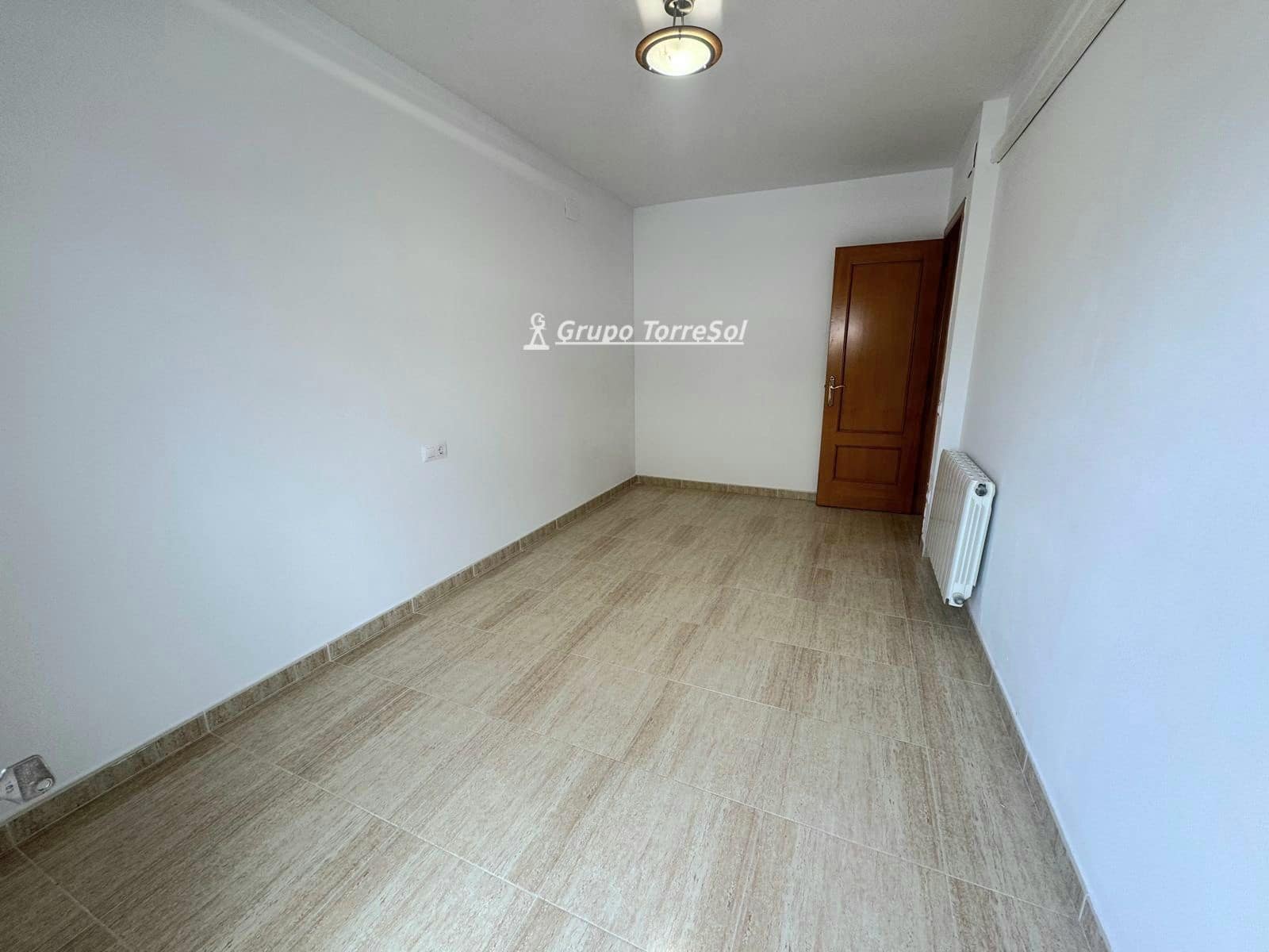Chalet de 3 habitaciones en La Pobla de Montornès en venta con garaje - 258.000 € (Ref: 10085398)