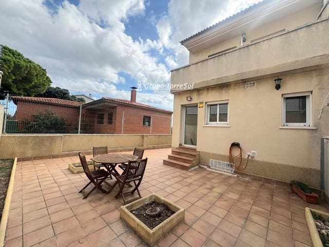 Chalet de 3 habitaciones en La Pobla de Montornès en venta con garaje - 258.000 € (Ref: 10085398)