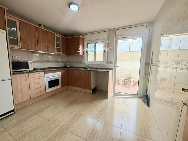 Chalet de 3 habitaciones en La Pobla de Montornès en venta con garaje - 258.000 € (Ref: 10085398)