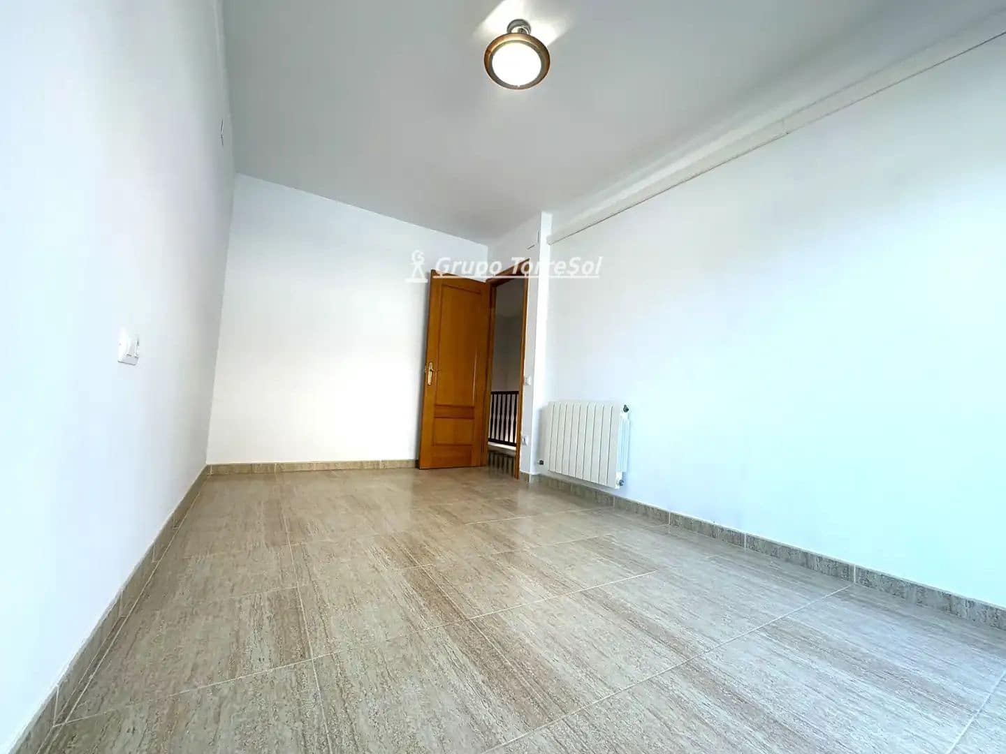 Chalet de 3 habitaciones en La Pobla de Montornès en venta con garaje - 258.000 € (Ref: 10085398)