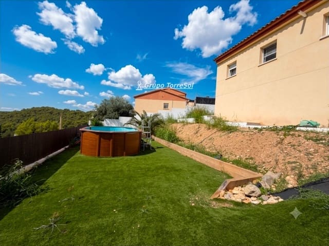 4 chambre Villa/Maison à vendre à Calafell avec piscine garage - 309 000 € (Ref: 10088654)