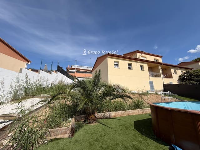 4 chambre Villa/Maison à vendre à Calafell avec piscine garage - 309 000 € (Ref: 10088654)