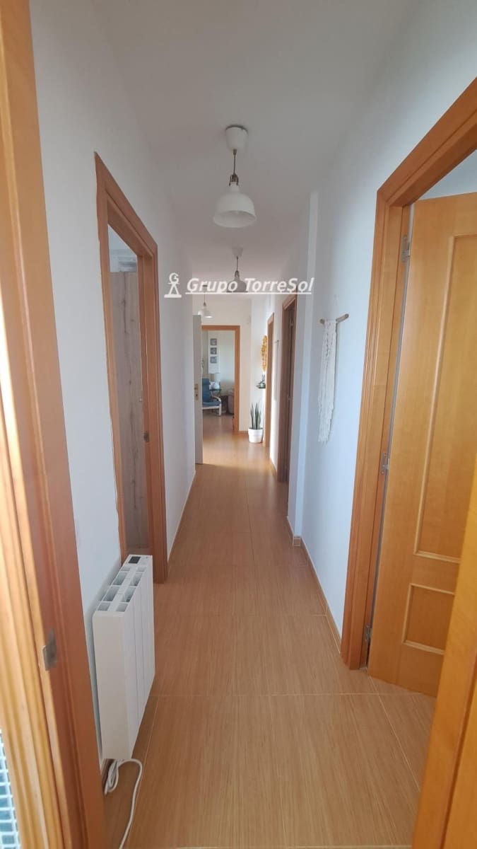 4 bedroom Villa for sale in Calafell with pool garage - € 309,000 (Ref: 10088654)