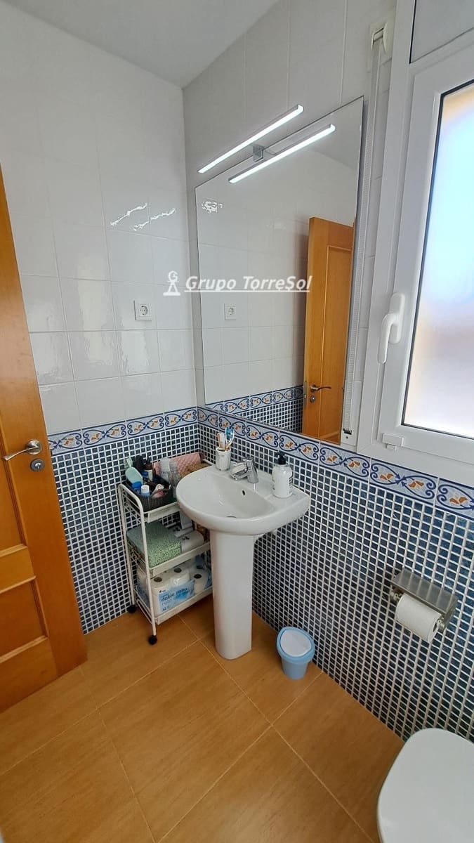 4 bedroom Villa for sale in Calafell with pool garage - € 309,000 (Ref: 10088654)