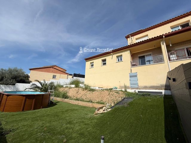 4 Zimmer Villa zu verkaufen in Calafell mit Pool Garage - 309.000 € (Ref: 10088654)