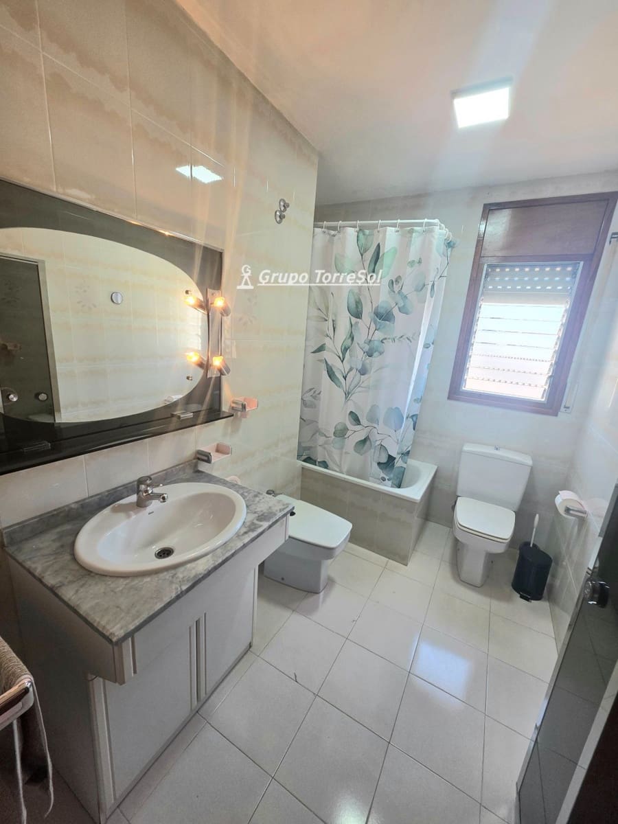 3 sovrum Hus till salu i Torredembarra med garage - 249 000 € (Ref: 10088655)