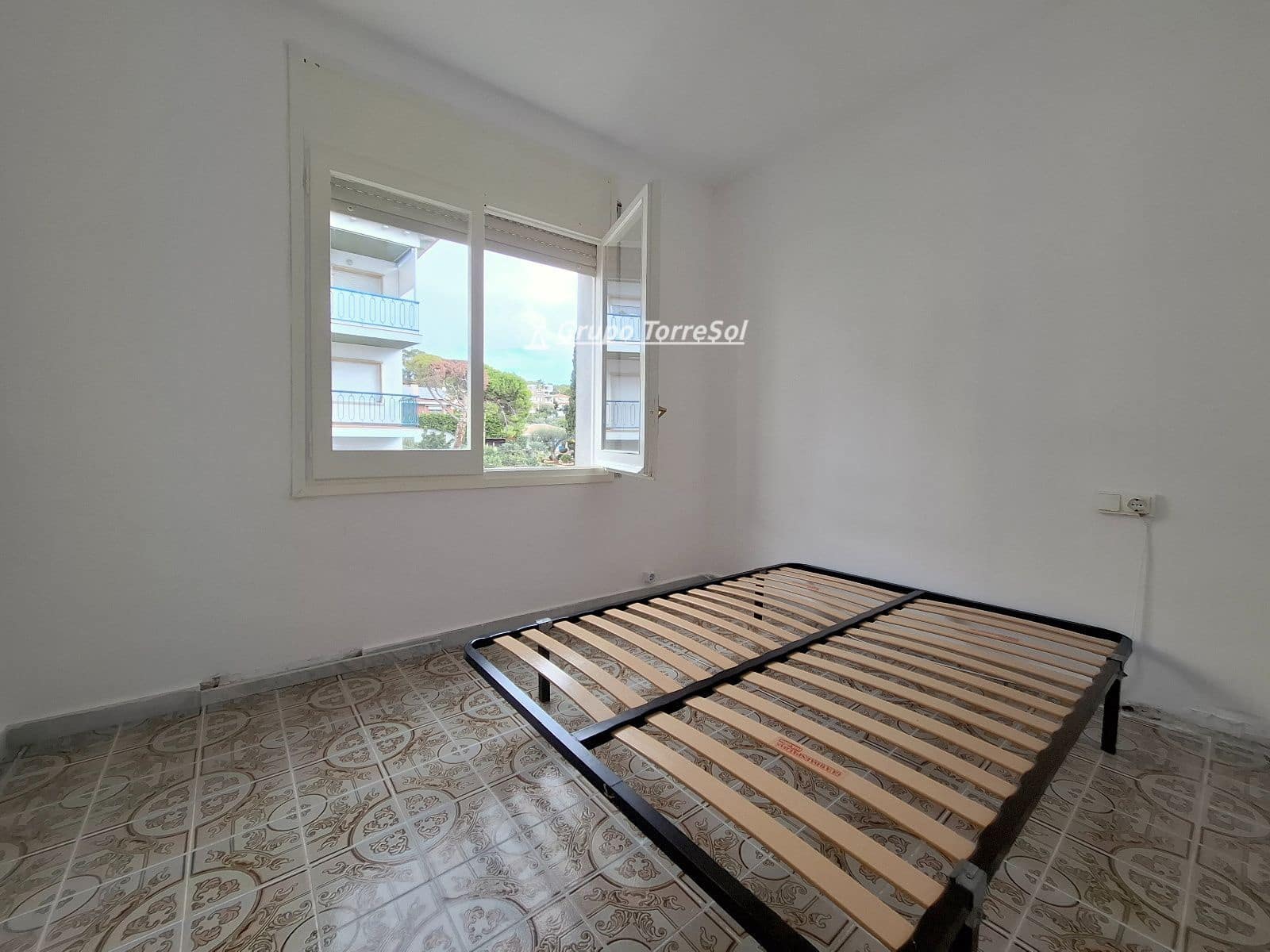 3 slaapkamer Flat te koop in Cunit - € 168.000 (Ref: 10091332)