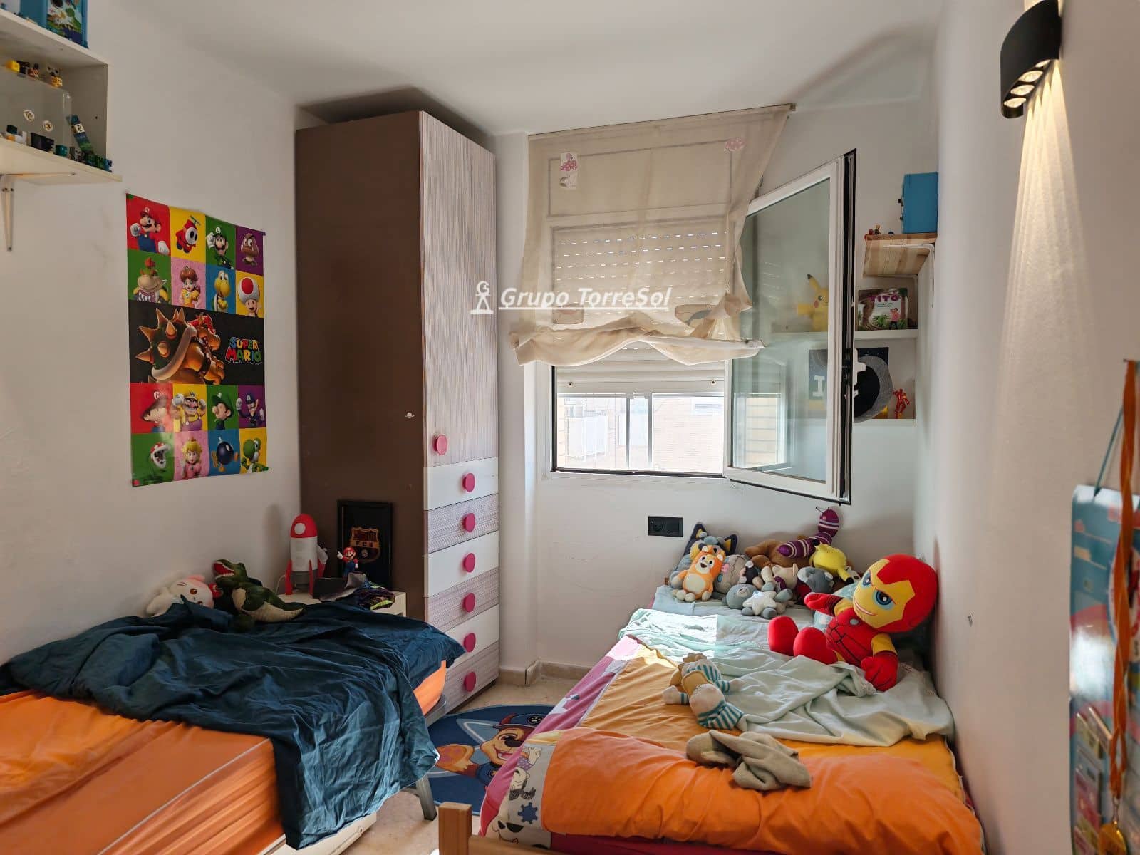 4 Zimmer Wohnung zu verkaufen in Terrassa mit Garage - 269.000 € (Ref: 10093934)