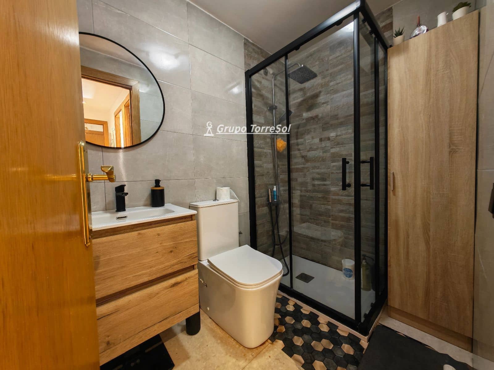 4 Zimmer Wohnung zu verkaufen in Terrassa mit Garage - 269.000 € (Ref: 10093934)