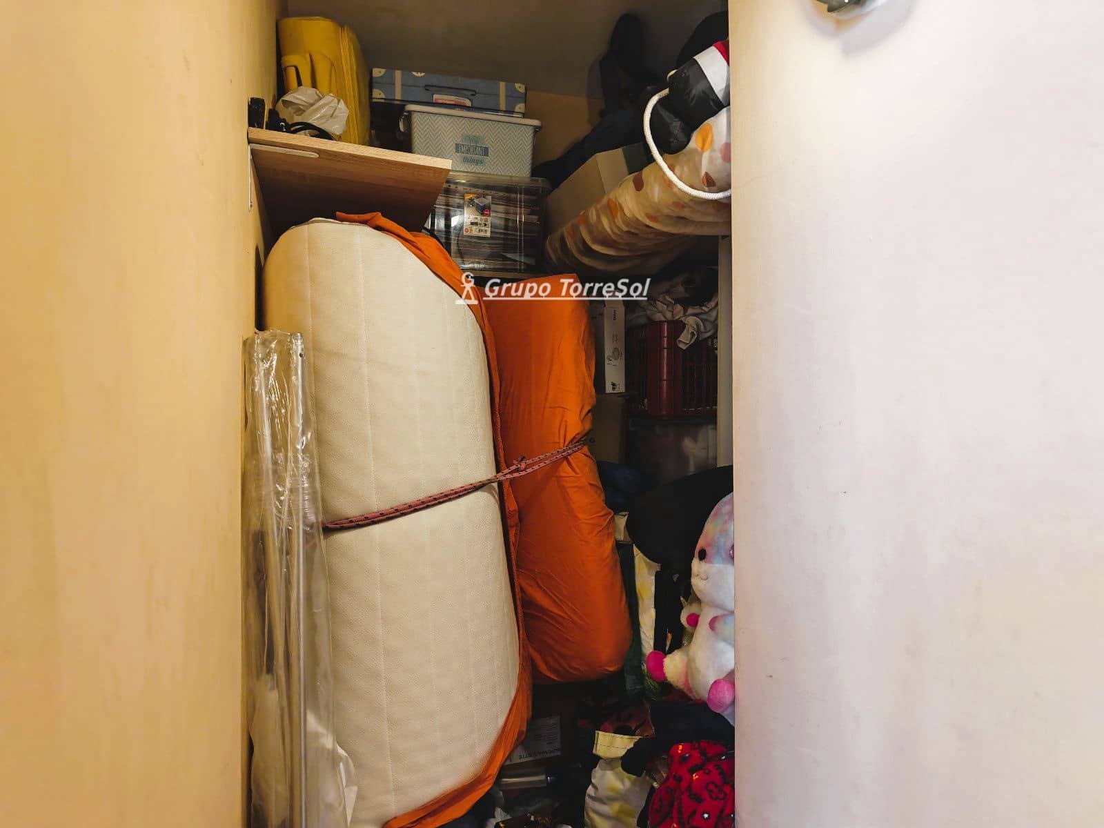 4 Zimmer Wohnung zu verkaufen in Terrassa mit Garage - 269.000 € (Ref: 10093934)