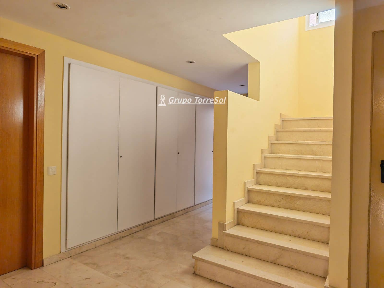 4 Zimmer Wohnung zu verkaufen in Terrassa mit Garage - 269.000 € (Ref: 10093934)