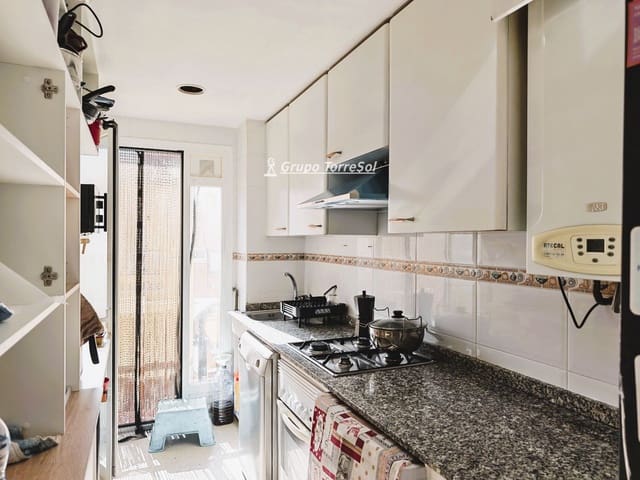 4 Zimmer Wohnung zu verkaufen in Terrassa mit Garage - 269.000 € (Ref: 10093934)