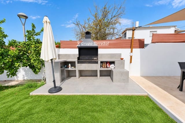 3 chambre Villa/Maison à vendre à Calafell avec piscine garage - 350 000 € (Ref: 10093935)