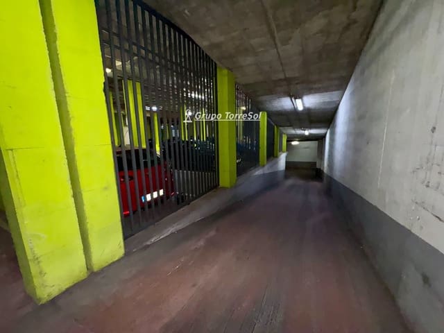 Garasje til salgs i Carrús Oest - El Toscar, Elche / Elx - € 9 000 (Ref: 10102614)