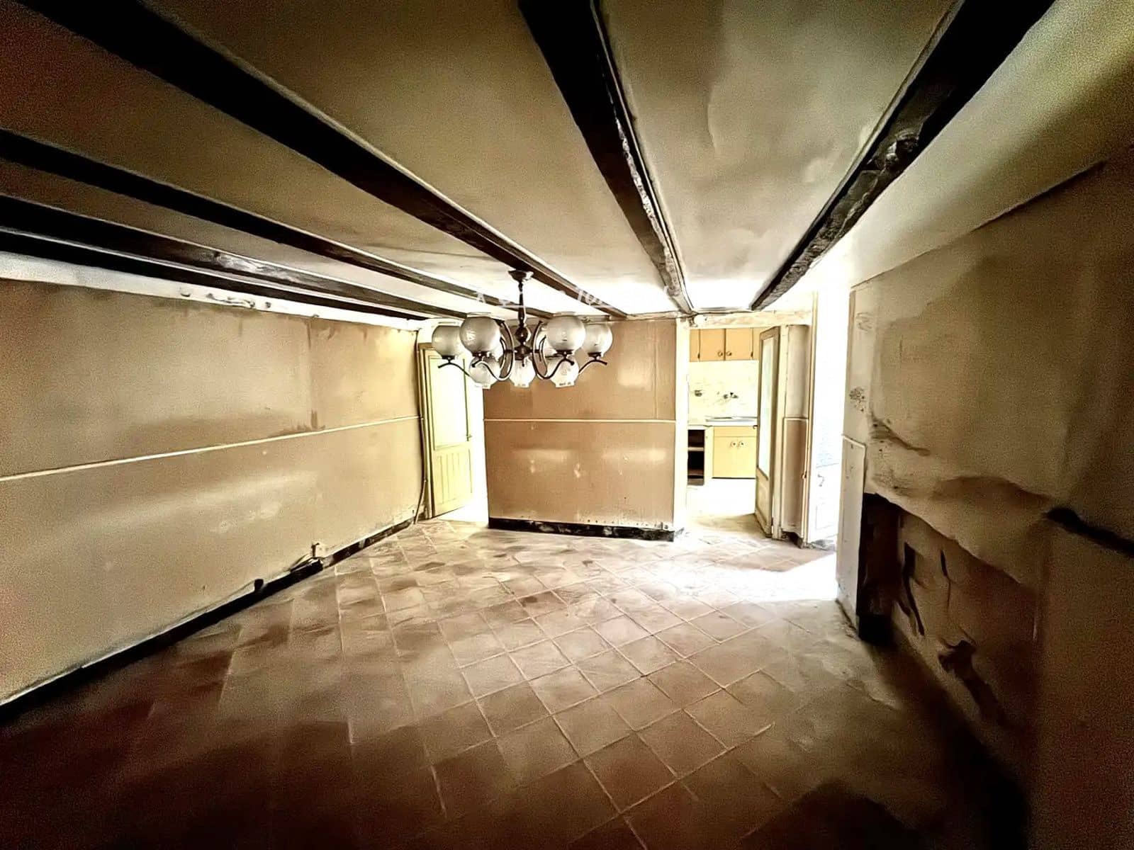 5 slaapkamer Huis te koop in Alcover met garage - € 56.000 (Ref: 10106538)