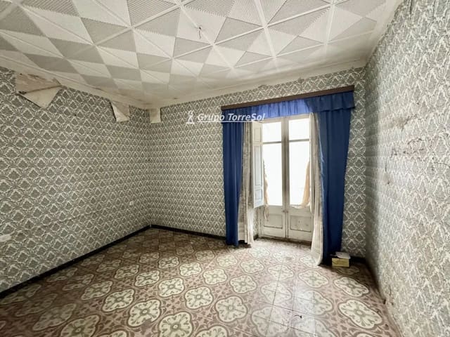 5 slaapkamer Huis te koop in Alcover met garage - € 56.000 (Ref: 10106538)