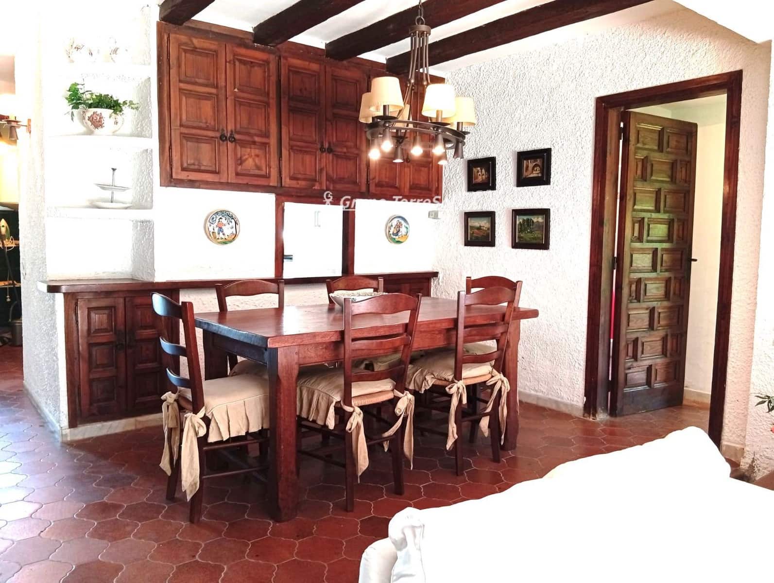 4 bedroom Townhouse for sale in Calafell with pool garage - € 445,000 (Ref: 10112121)