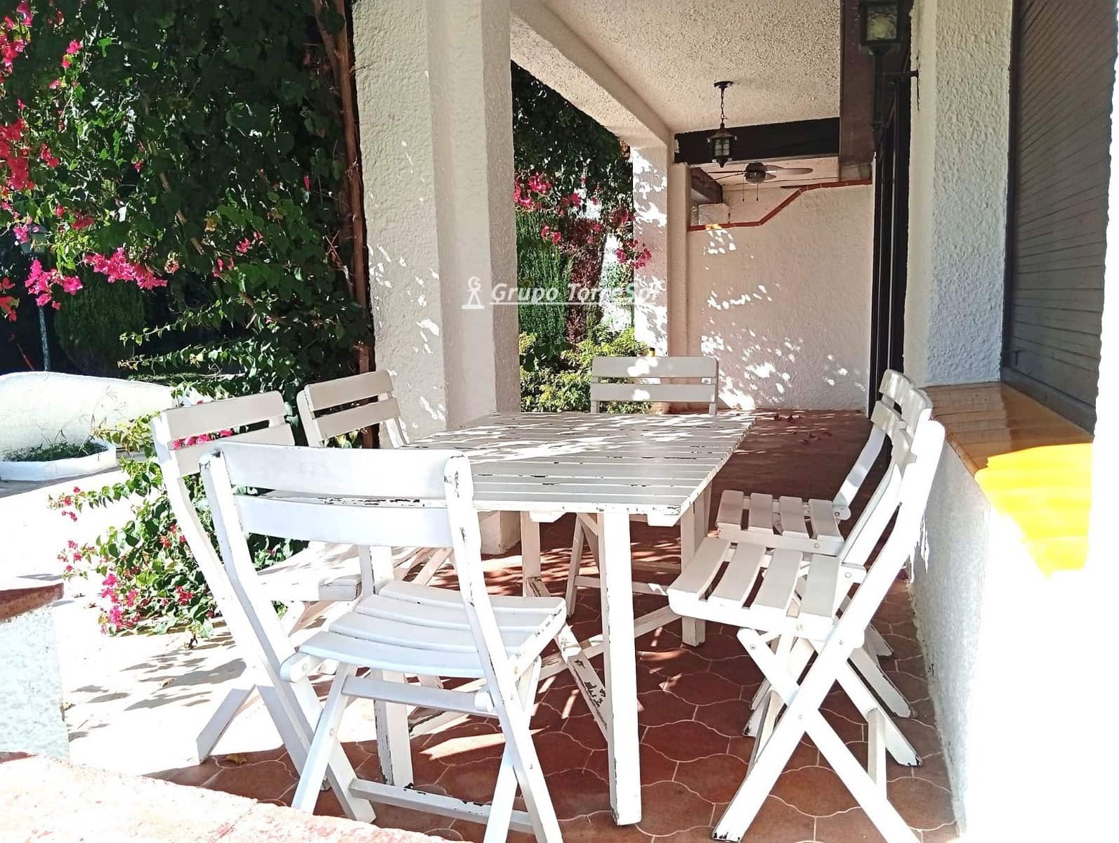4 bedroom Townhouse for sale in Calafell with pool garage - € 445,000 (Ref: 10112121)