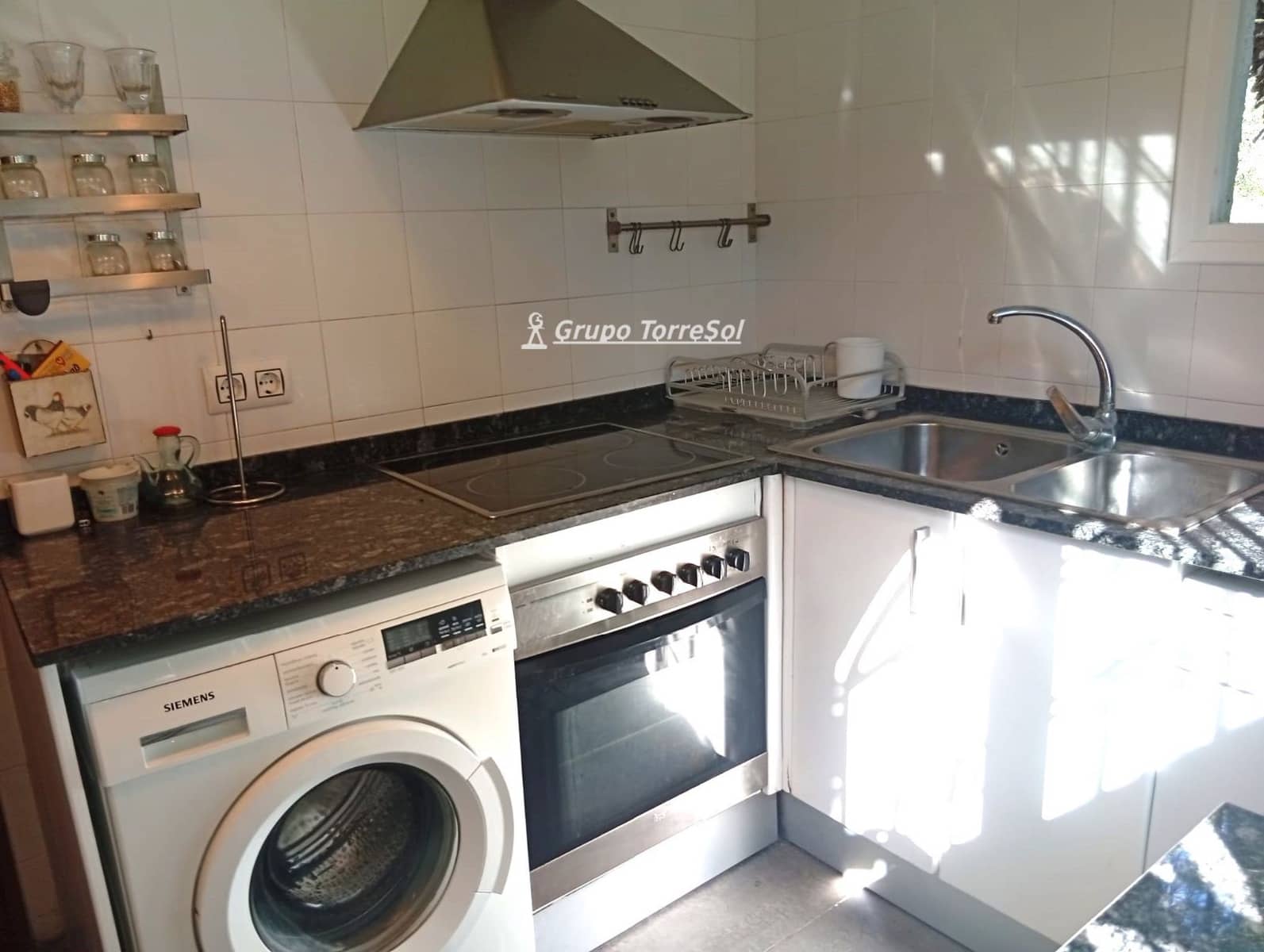 4 bedroom Townhouse for sale in Calafell with pool garage - € 445,000 (Ref: 10112121)