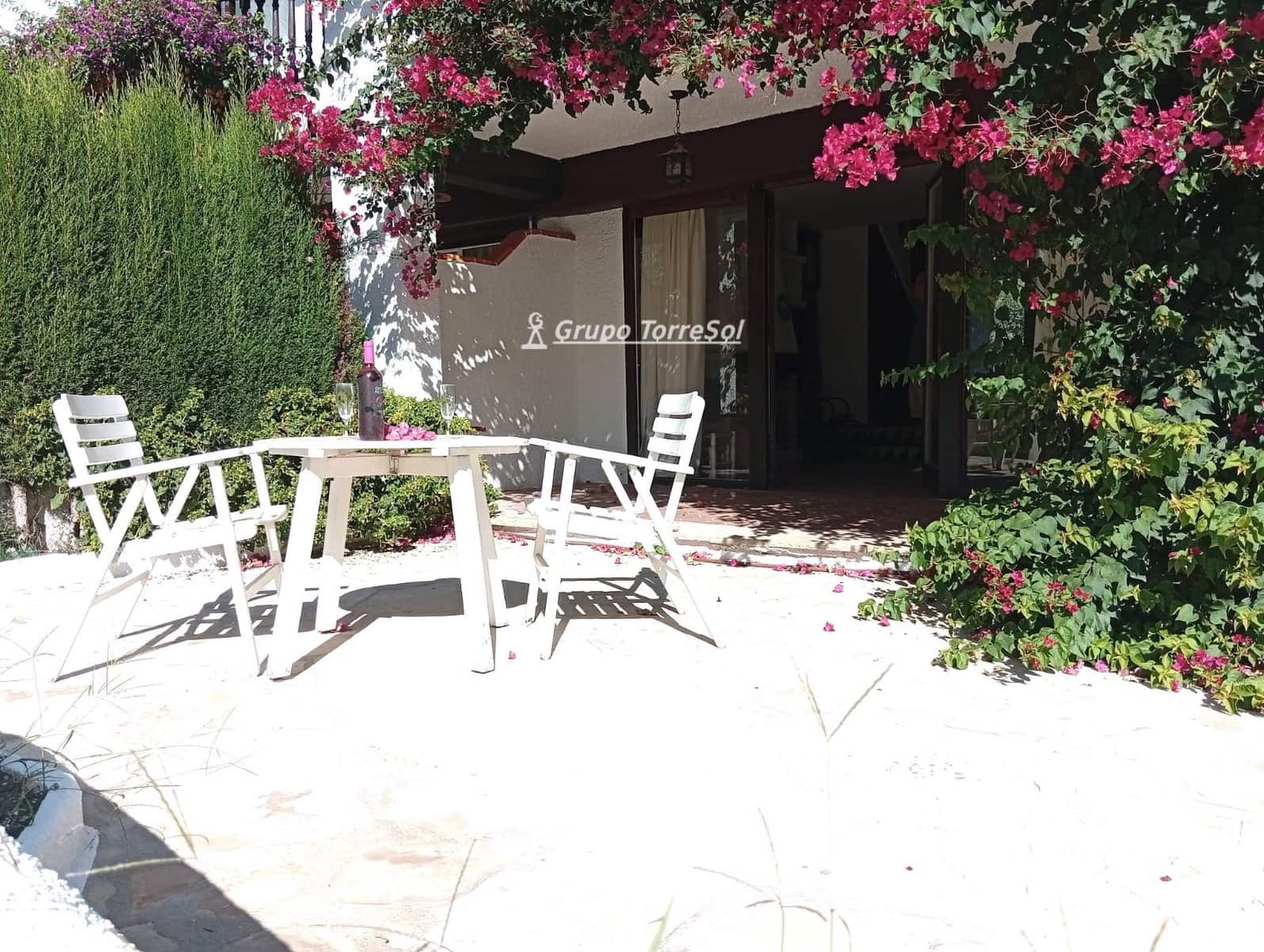 4 bedroom Townhouse for sale in Calafell with pool garage - € 445,000 (Ref: 10112121)