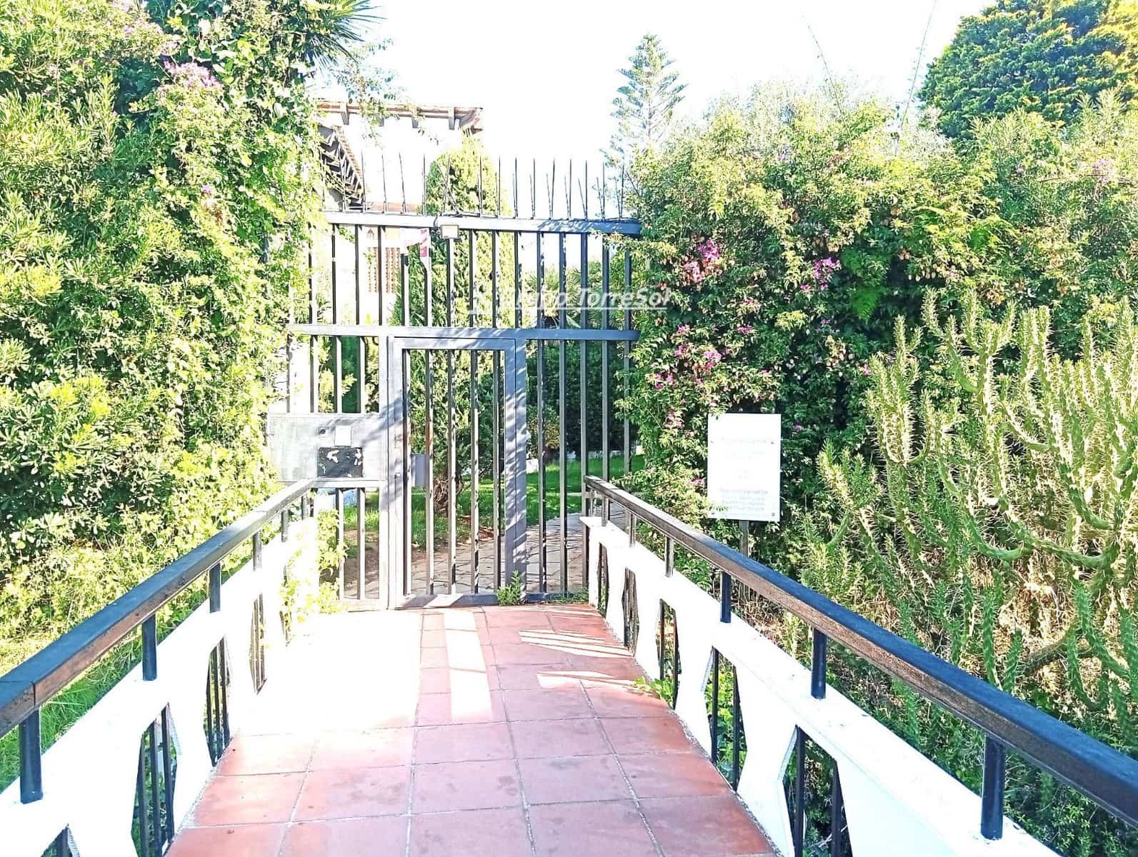 4 bedroom Townhouse for sale in Calafell with pool garage - € 445,000 (Ref: 10112121)
