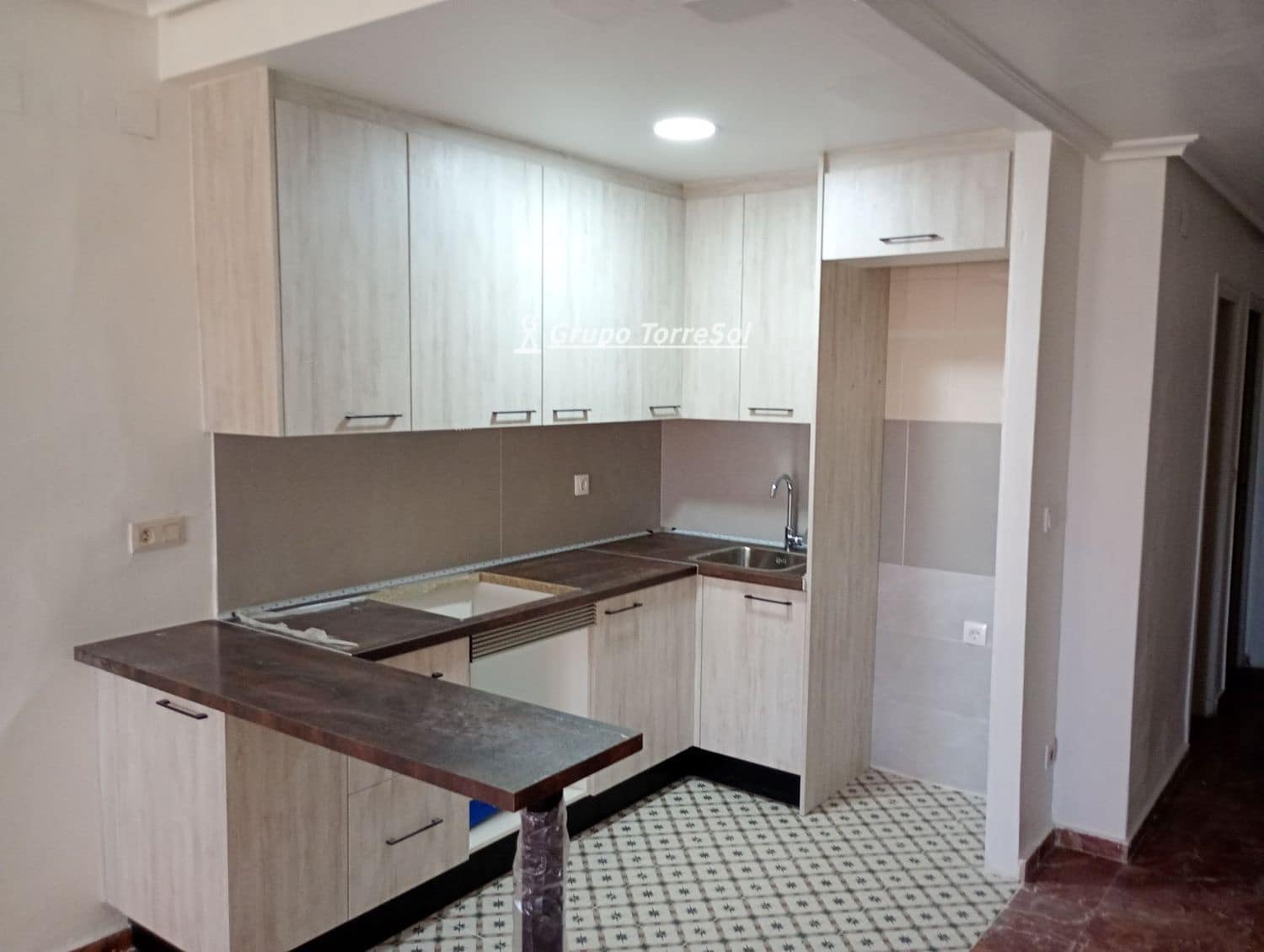Piso de 3 habitaciones en Arenales del Sol en venta con piscina - 355.000 € (Ref: 10118418)
