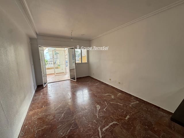 Piso de 3 habitaciones en Arenales del Sol, Elche / Elx en venta con piscina - 355.000 € (Ref: 10118418)