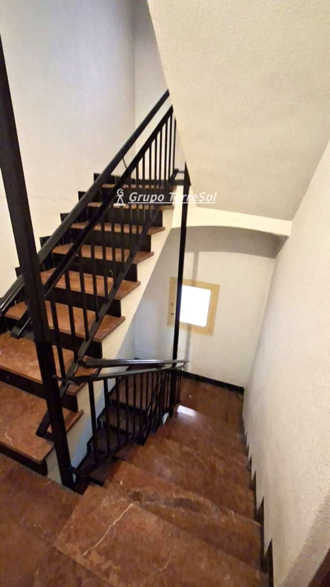 4 sypialnia Mieszkanie na sprzedaż w Elche / Elx - 240 000 € (Ref: 10140167)