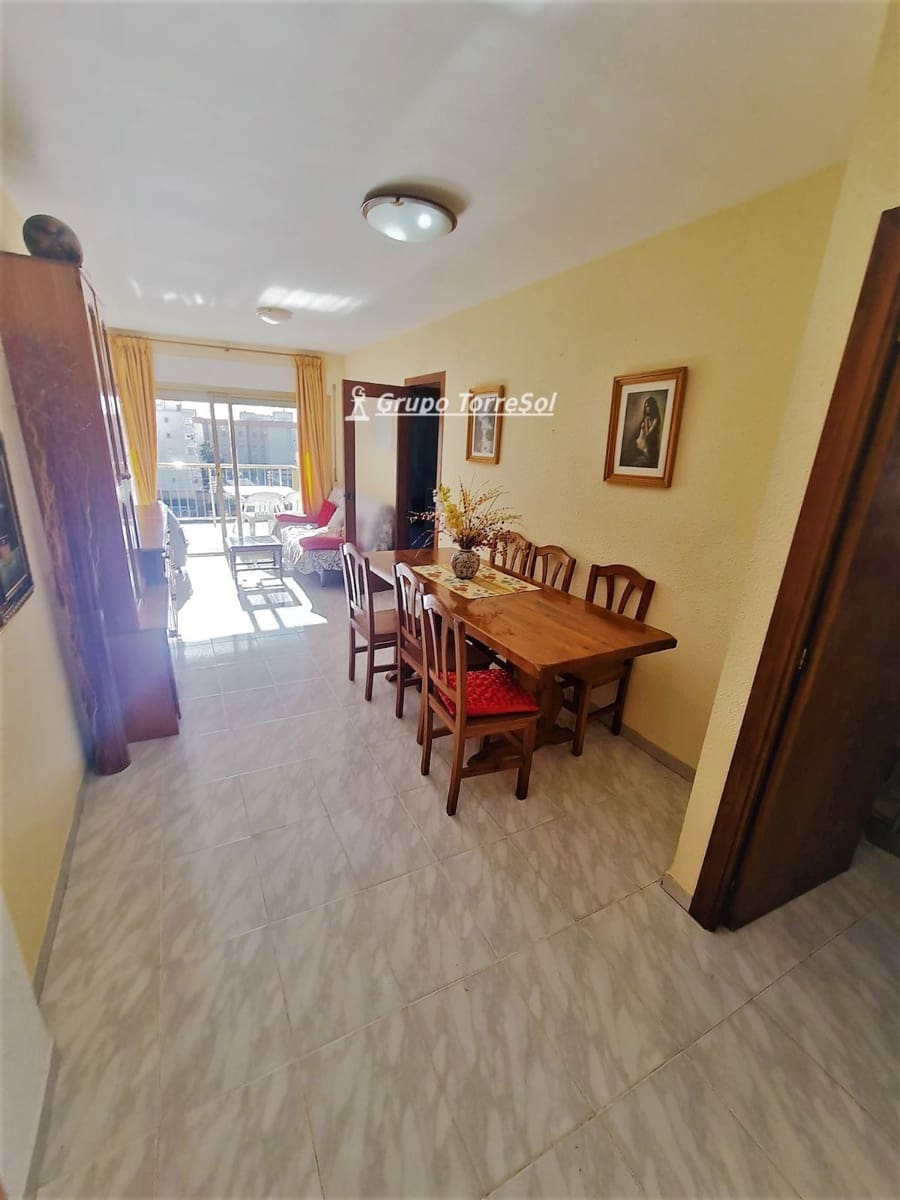 2 soverom Leilighet til salgs i Torredembarra med svømmebasseng garasje - € 230 000 (Ref: 10147931)