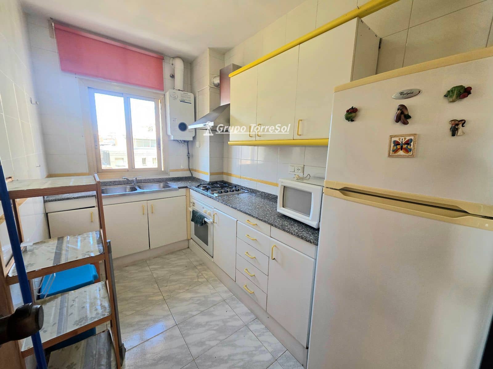 2 bedroom Flat for sale in Torredembarra with pool garage - € 230,000 (Ref: 10147931)