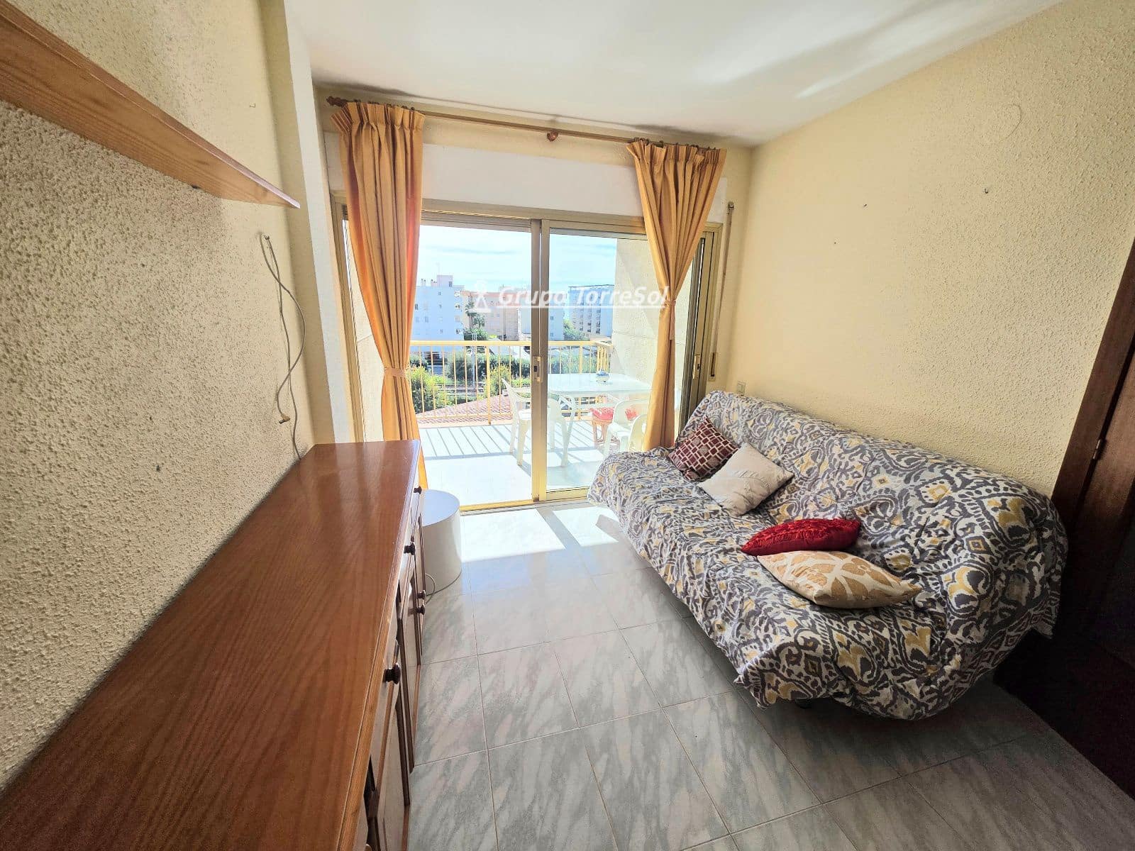 2 bedroom Flat for sale in Torredembarra with pool garage - € 230,000 (Ref: 10147931)