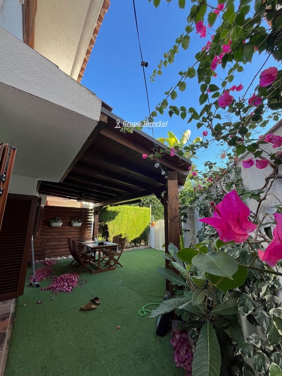2 camera da letto Casa in vendita in Torredembarra con piscina - 215.000 € (Rif: 10153944)
