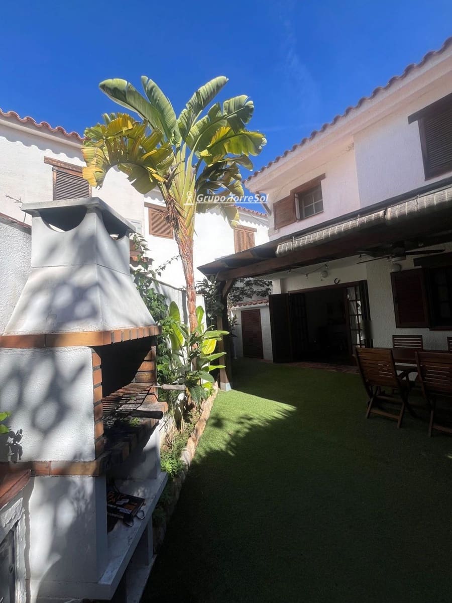 2 camera da letto Casa in vendita in Torredembarra con piscina - 215.000 € (Rif: 10153944)