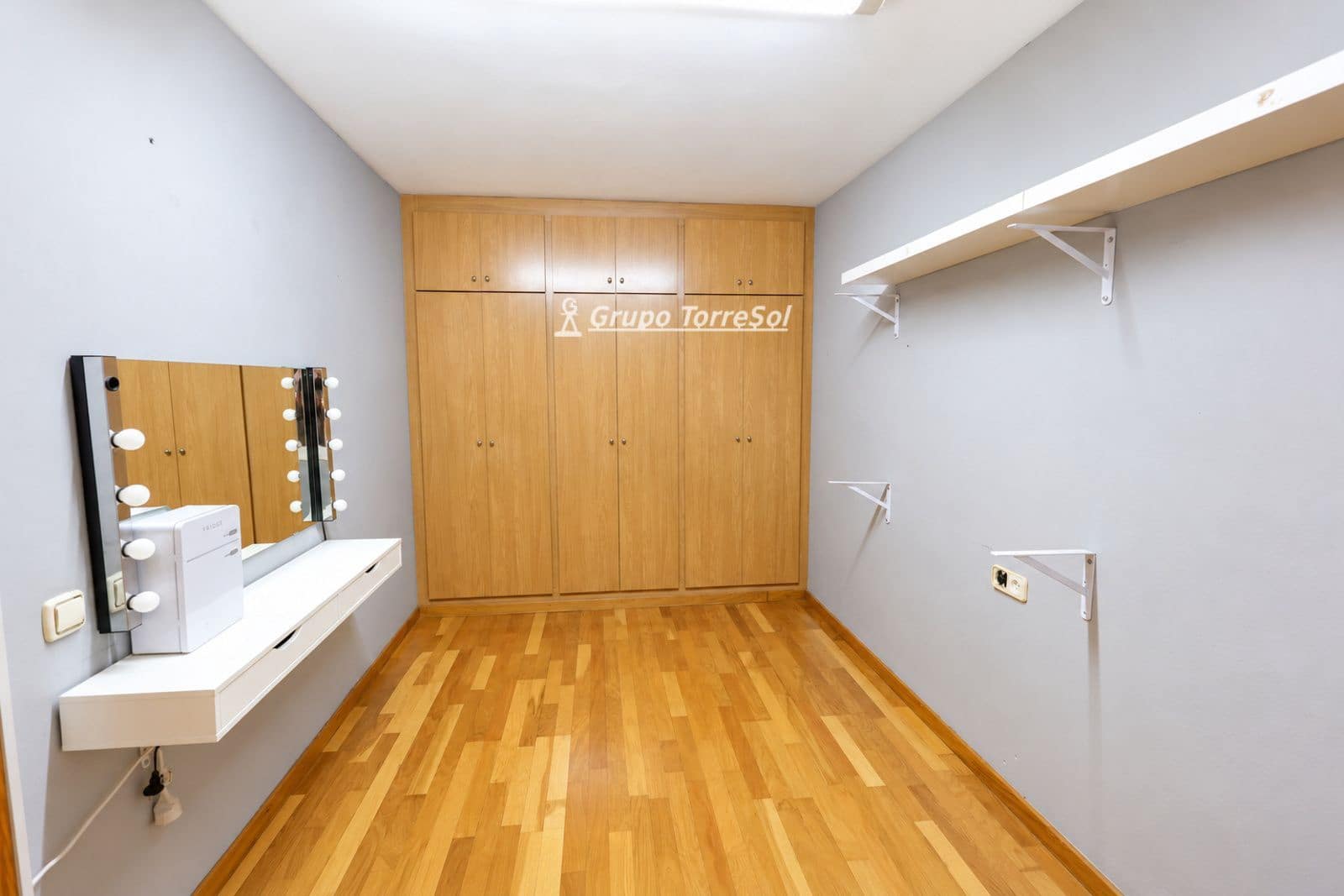 4 bedroom Flat for sale in El Vendrell - € 180,000 (Ref: 10154438)