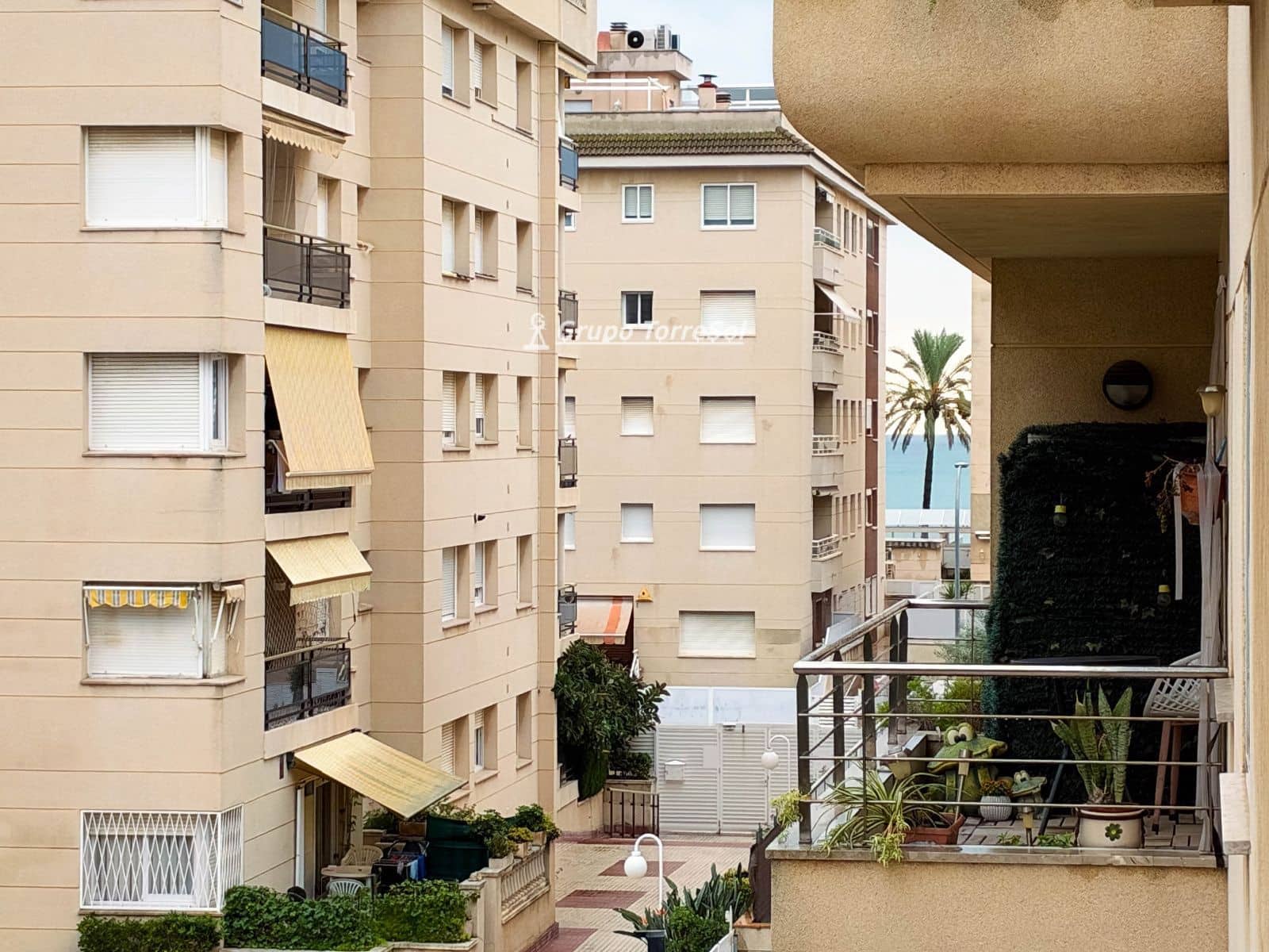 3 soveværelse Lejlighed til salg i Calafell med swimmingpool garage - € 319.000 (Ref: 10160246)