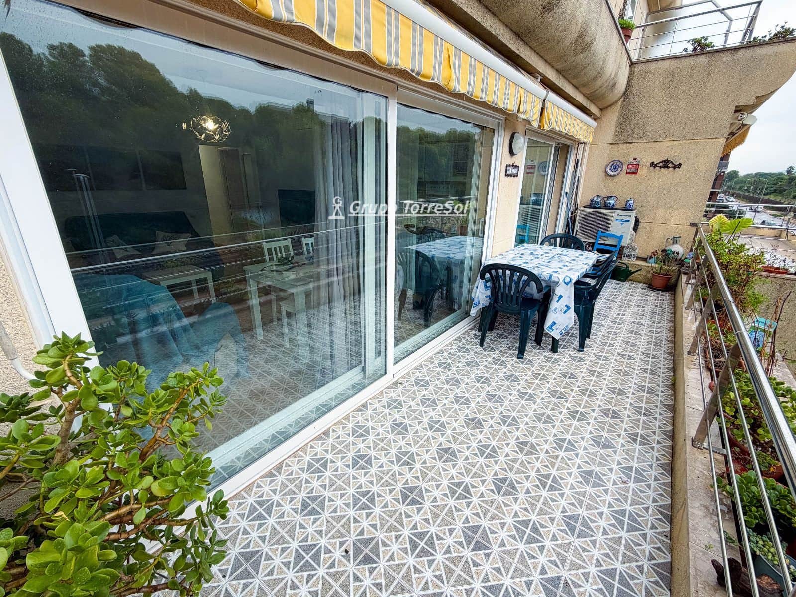 3 soveværelse Lejlighed til salg i Calafell med swimmingpool garage - € 319.000 (Ref: 10160246)