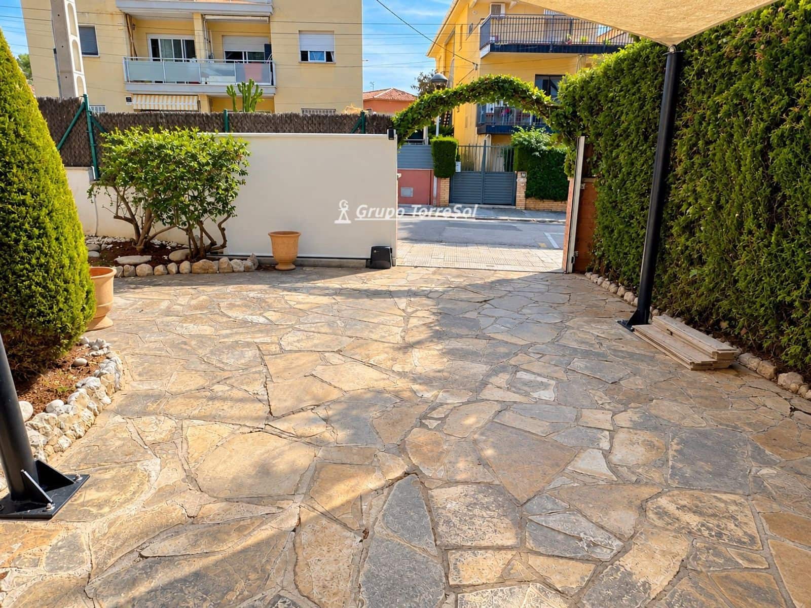 3 Zimmer Villa zu verkaufen in Calafell mit Garage - 379.000 € (Ref: 10162385)