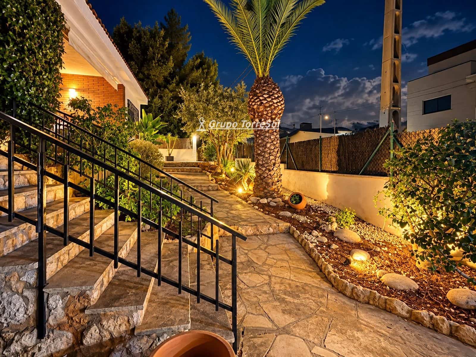3 Zimmer Villa zu verkaufen in Calafell mit Garage - 379.000 € (Ref: 10162385)