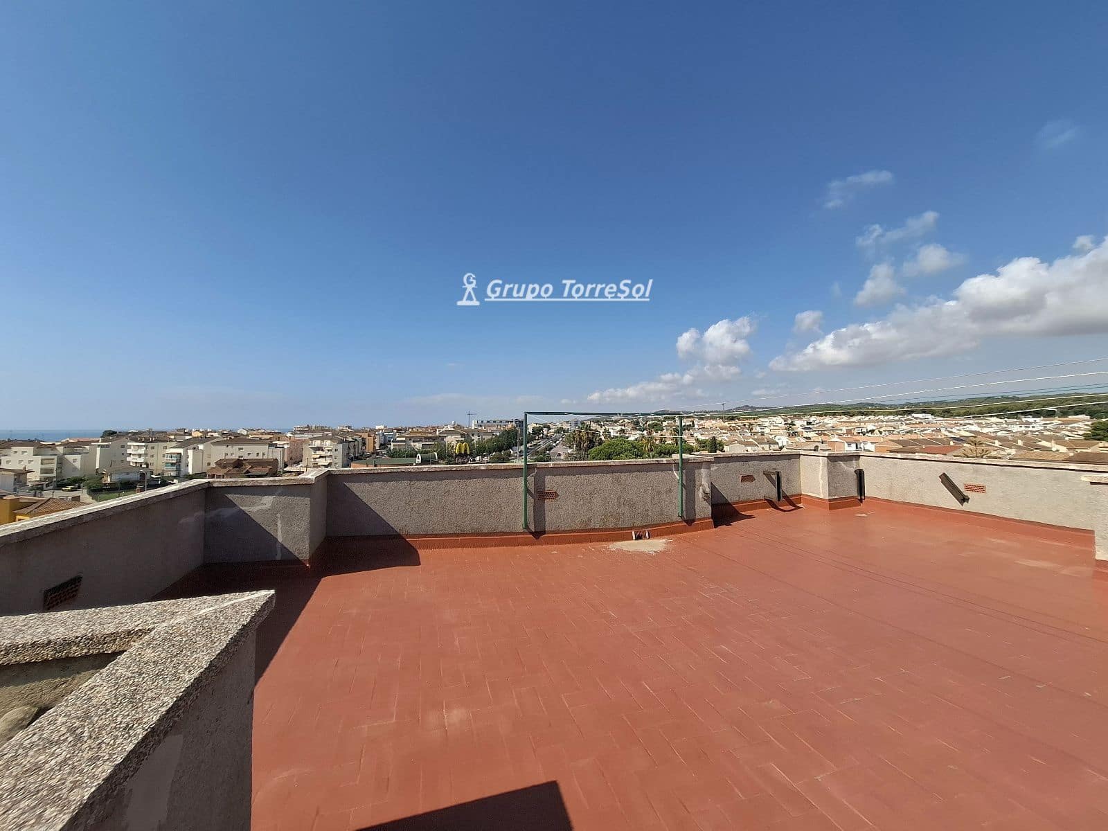 3 bedroom Flat for sale in Cunit with garage - € 224,000 (Ref: 10162387)