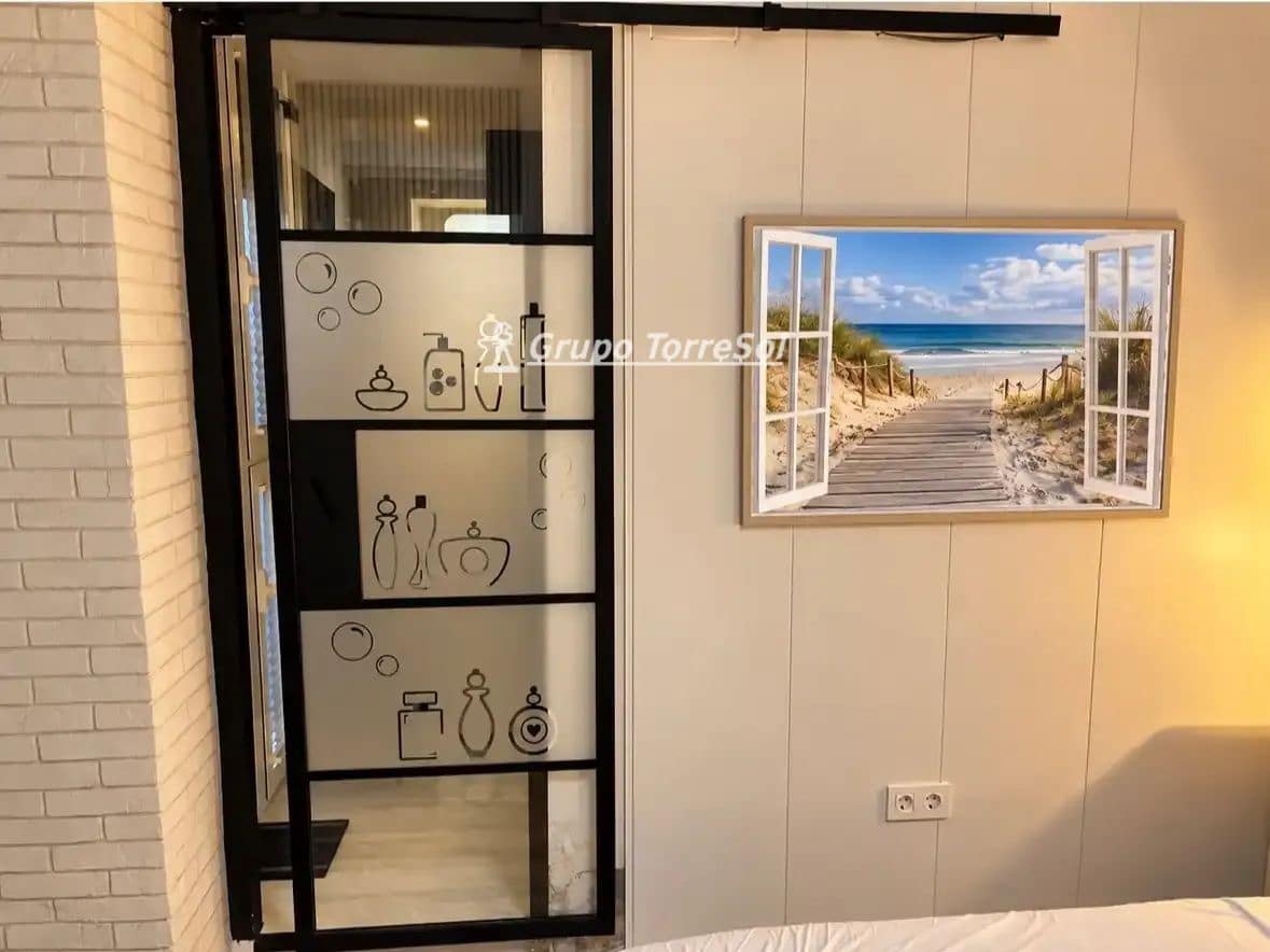2 makuuhuone Asunto myytävänä paikassa Elche / Elx - 164 000 € (Ref: 10165352)