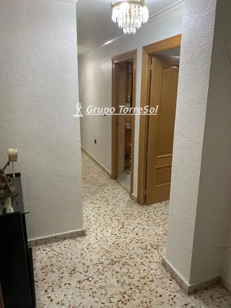 4 slaapkamer Flat te koop in Catral - € 146.000 (Ref: 10166925)