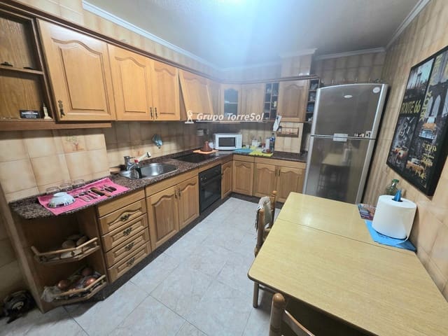 4 soverom Leilighet til salgs i Catral - € 146 000 (Ref: 10166925)